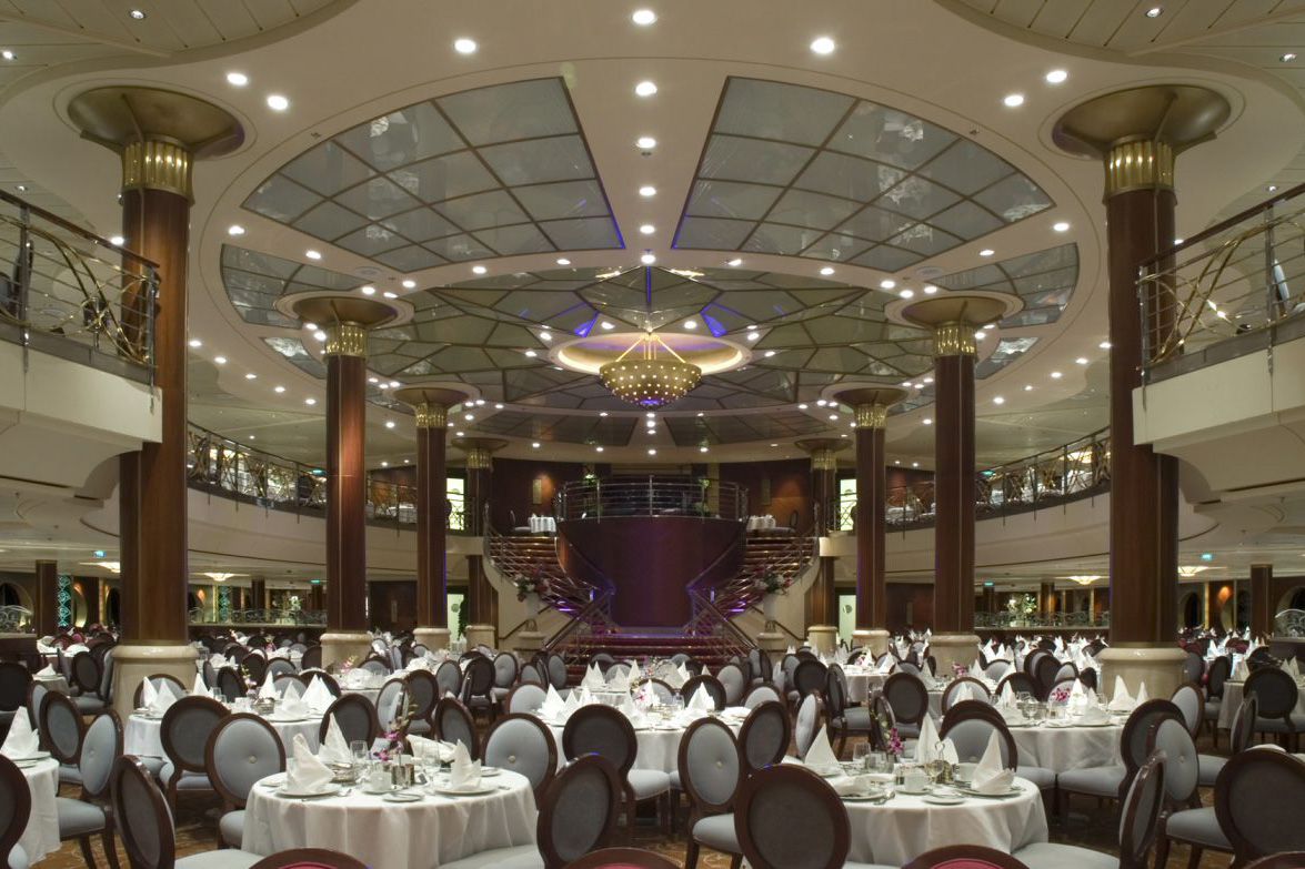 Cruise-Line-02-1-1200x783_edited Cruise-Line-02-1-1200x783_edited